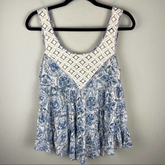 FP Lace Paisley Sleeveless Blouse! - Picture 2 of 7